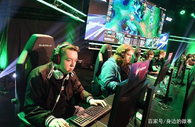 詹姆斯提议引共鸣！美媒力挺约基奇当选上赛季年度最佳进攻球员