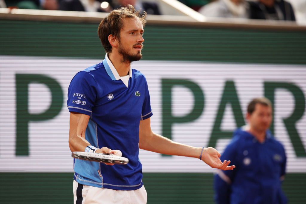 [NBA]史上首个“父子局” 赢得开门红.