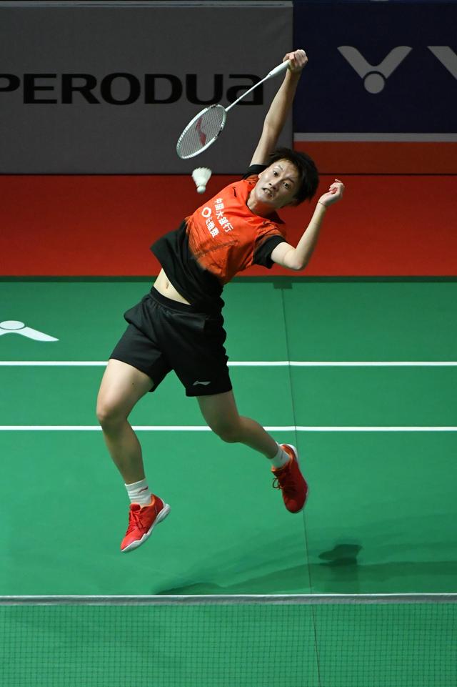 俄称打击保障乌军工综合体运行的能源设施.